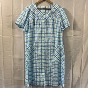 Vintage Womens M Seersucker Snap House Coat Robe Pajamas Blue Plaid Pockets